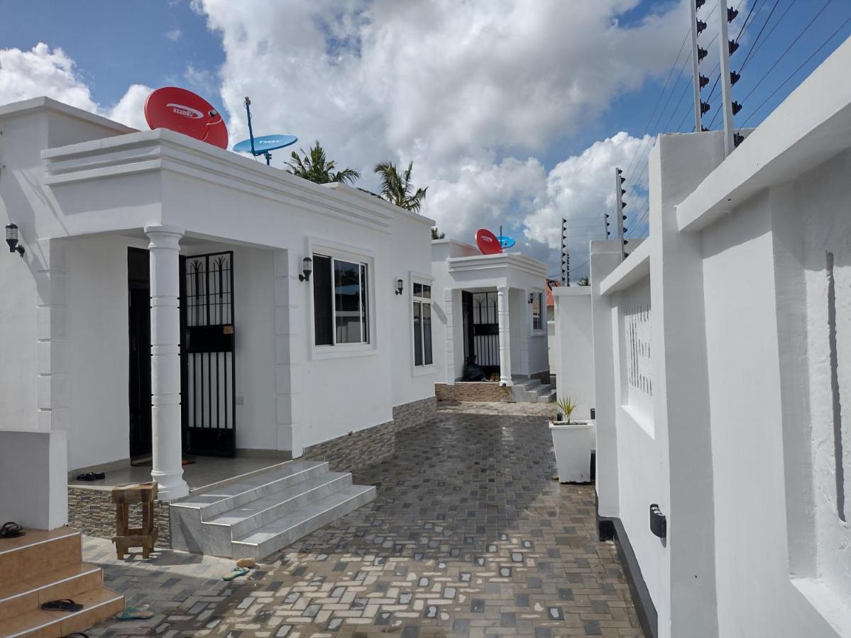 Mkamiti - Airport With Free Shuttle Apartment